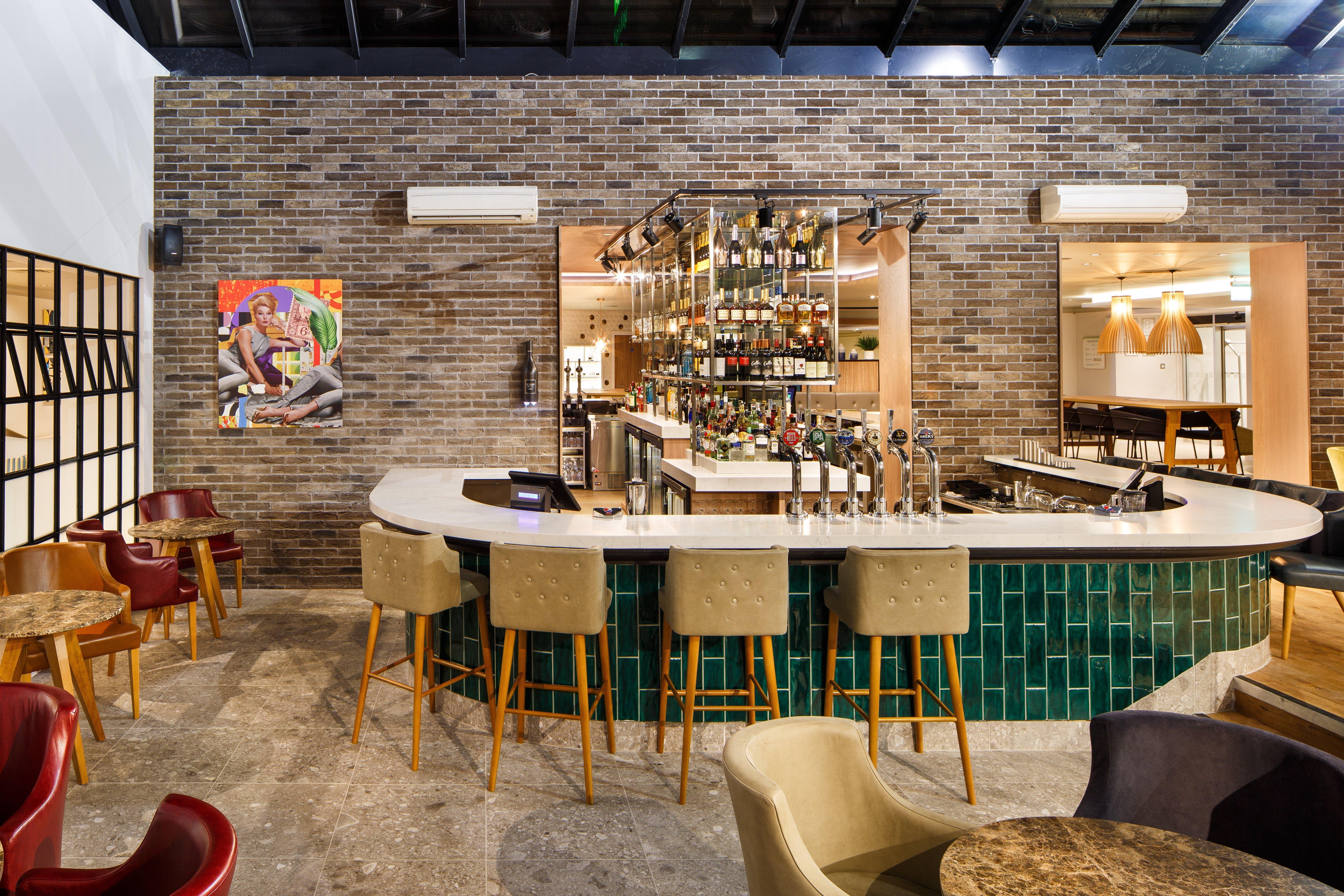 Holiday Inn Brentwood By Ihg Exteriör bild