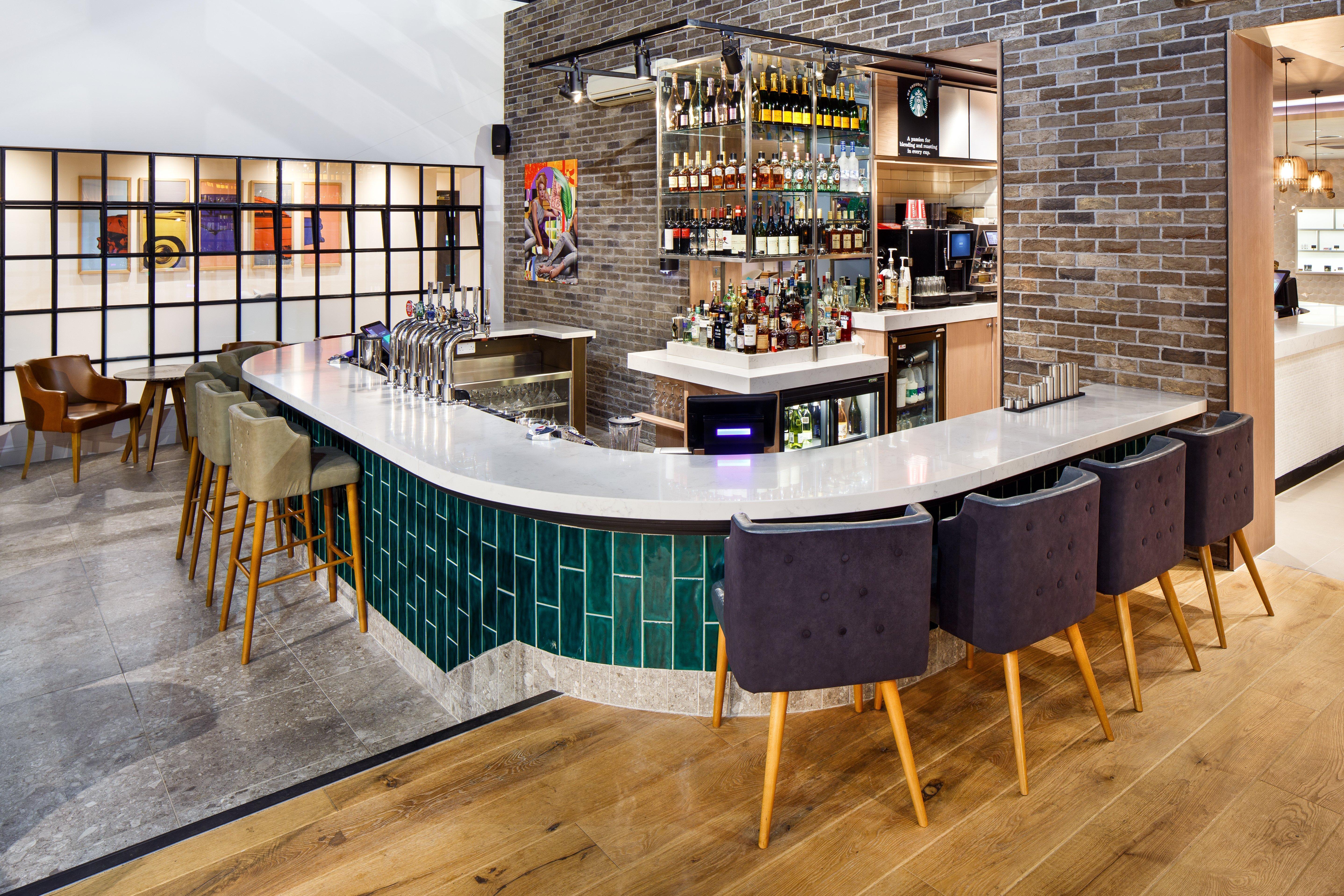 Holiday Inn Brentwood By Ihg Exteriör bild