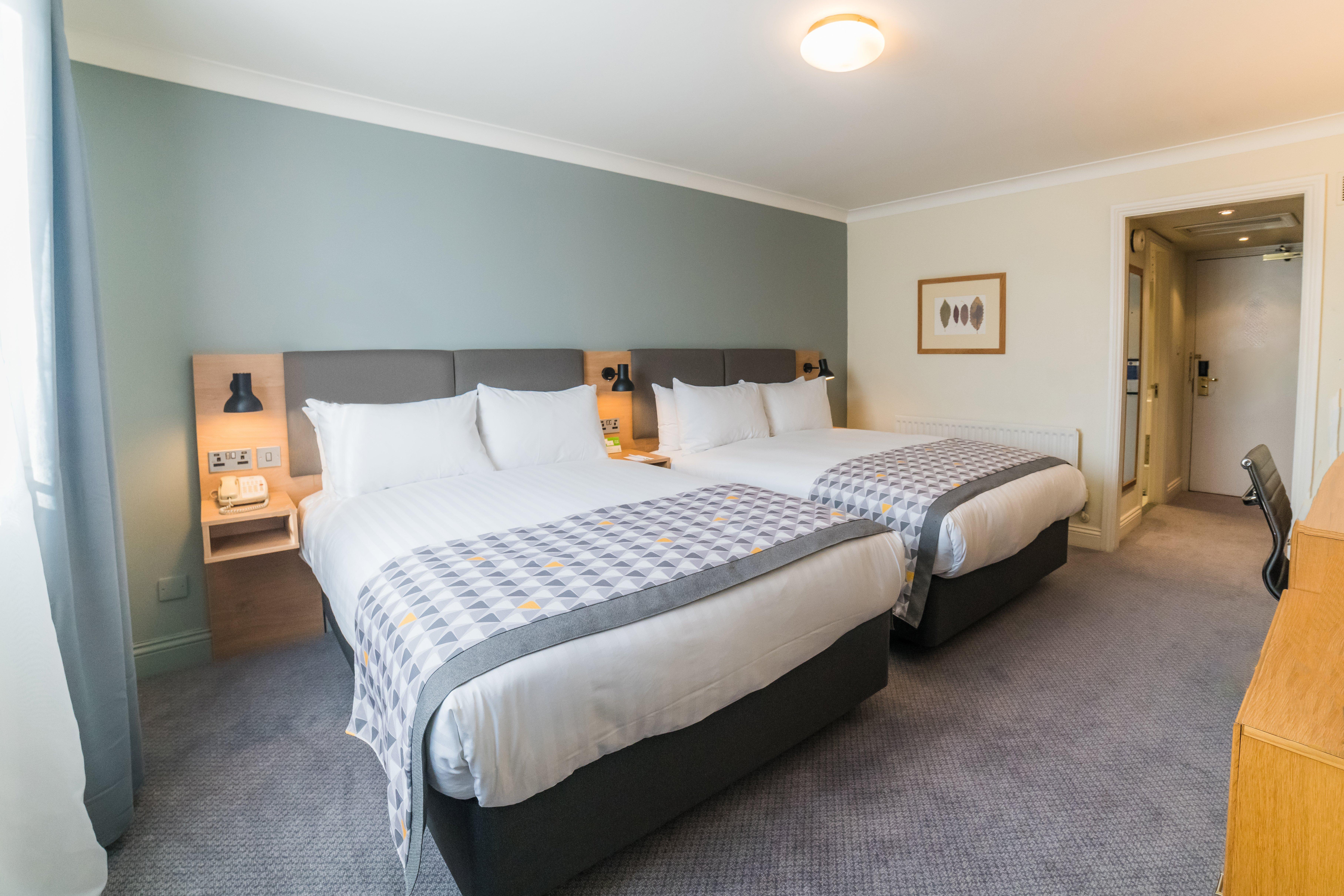 Holiday Inn Brentwood By Ihg Exteriör bild