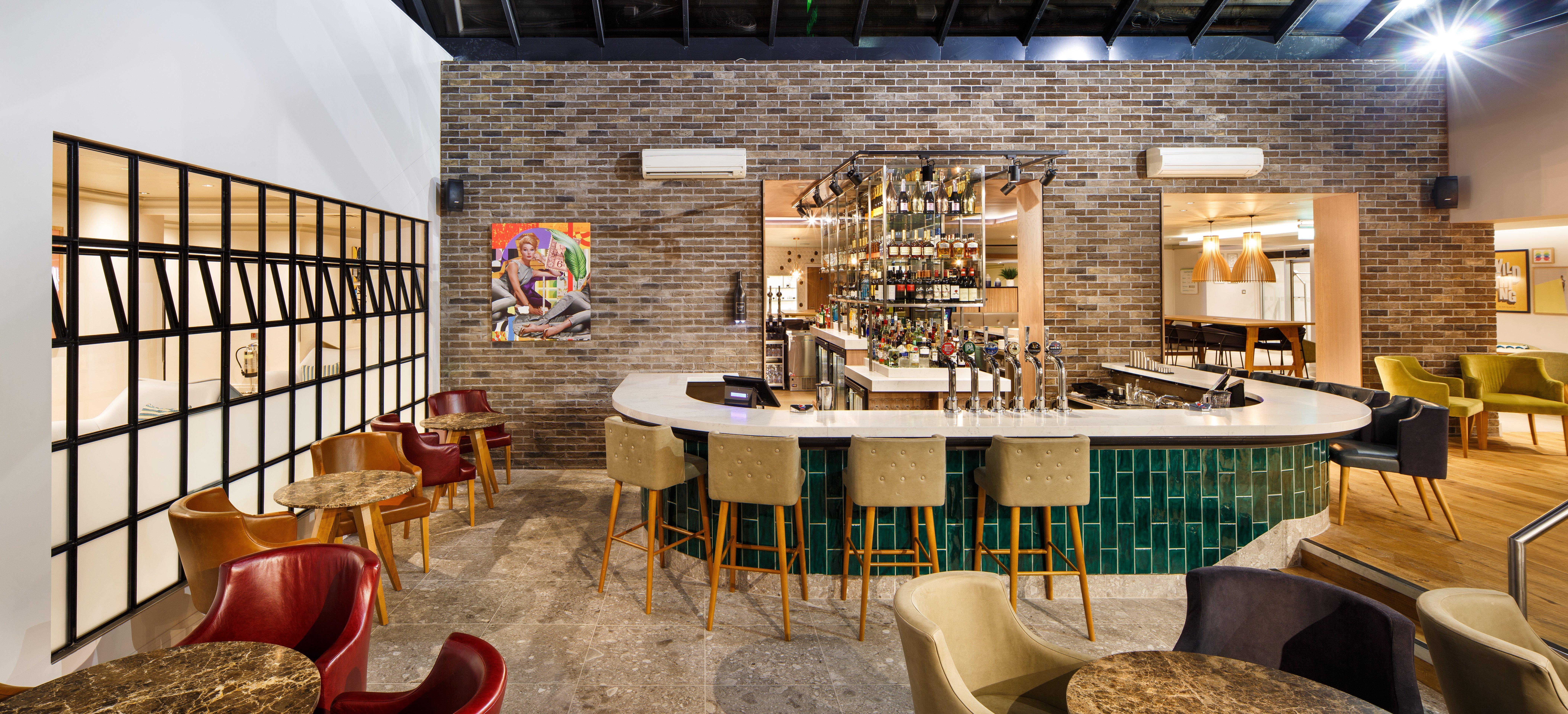 Holiday Inn Brentwood By Ihg Exteriör bild