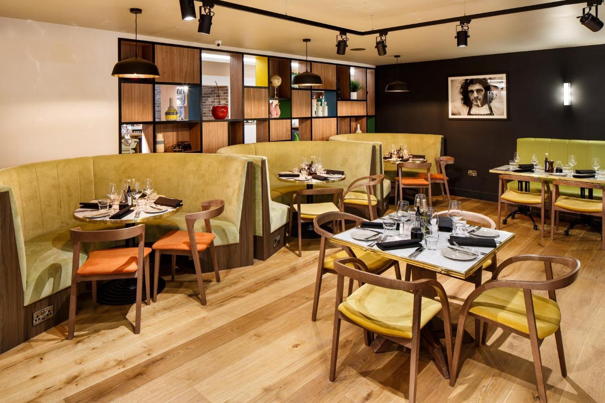 Holiday Inn Brentwood By Ihg Exteriör bild