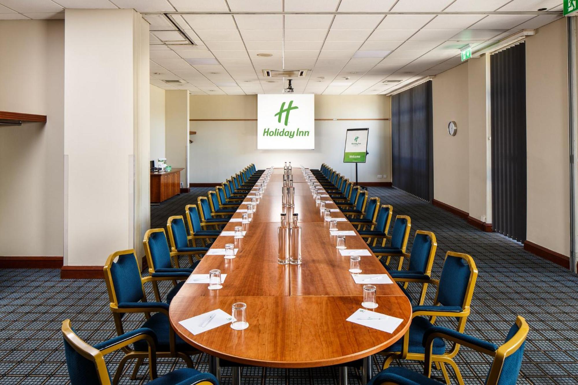 Holiday Inn Brentwood By Ihg Exteriör bild